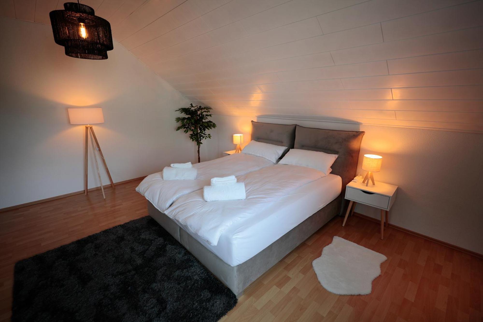 Goldhouse - Sauna, Whirlpool, Switch, Darts & Mehr Andernach Ngoại thất bức ảnh