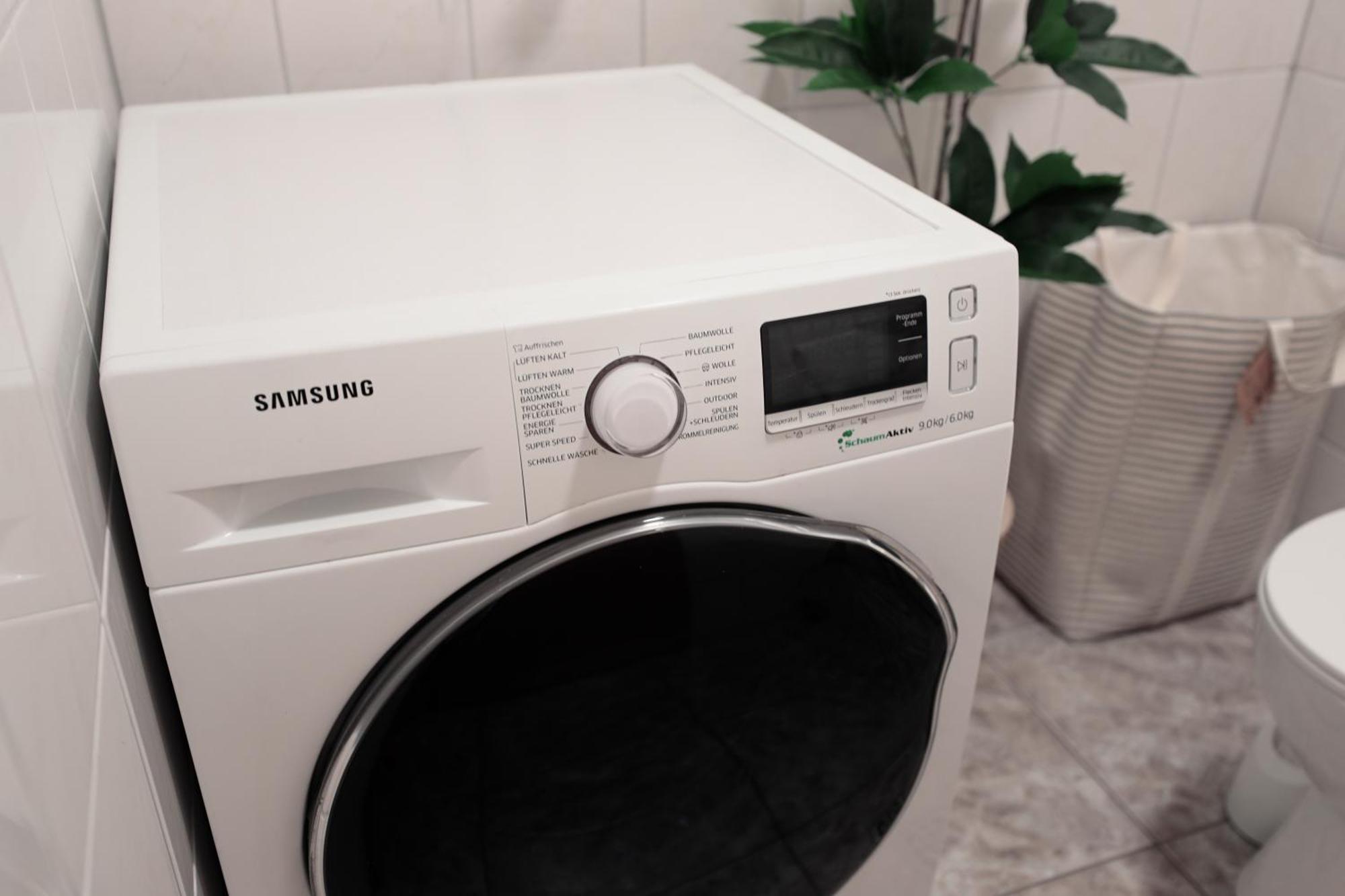 Goldhouse - Sauna, Whirlpool, Switch, Darts & Mehr Andernach Ngoại thất bức ảnh